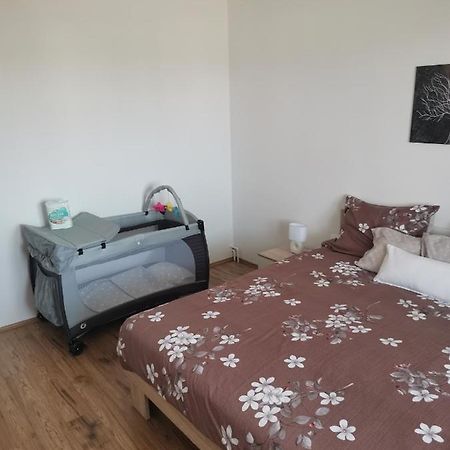 Ližnjan Apartman Varea מראה חיצוני תמונה