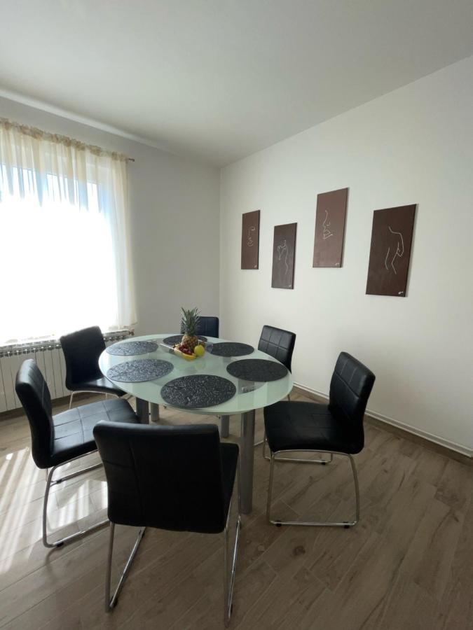 Ližnjan Apartman Varea מראה חיצוני תמונה