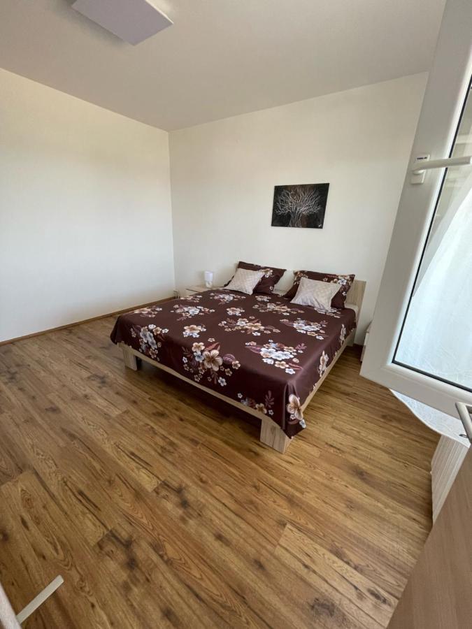 Ližnjan Apartman Varea מראה חיצוני תמונה